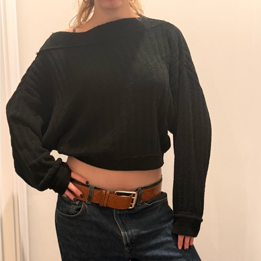 Free People oversized look Women's Black soft Sweater size medium